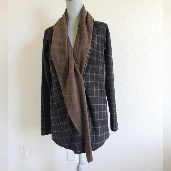 Sanctuary Sweaters - Anthropologie Sanctuary Windowpane Plaid Wrap Sweater Cardigan size Small